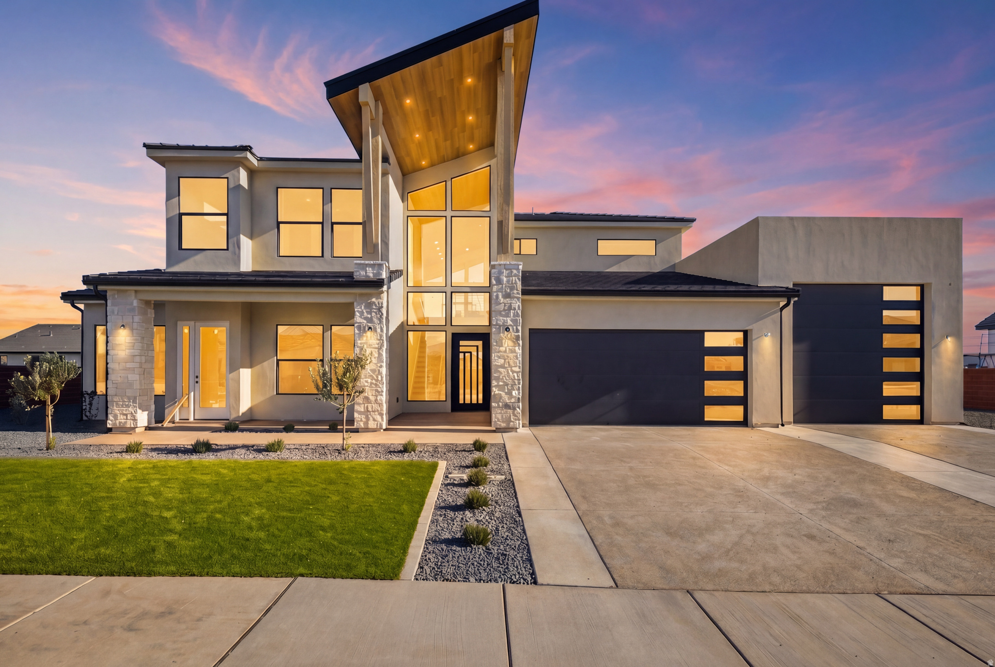 DESERT SOLACE - Residential