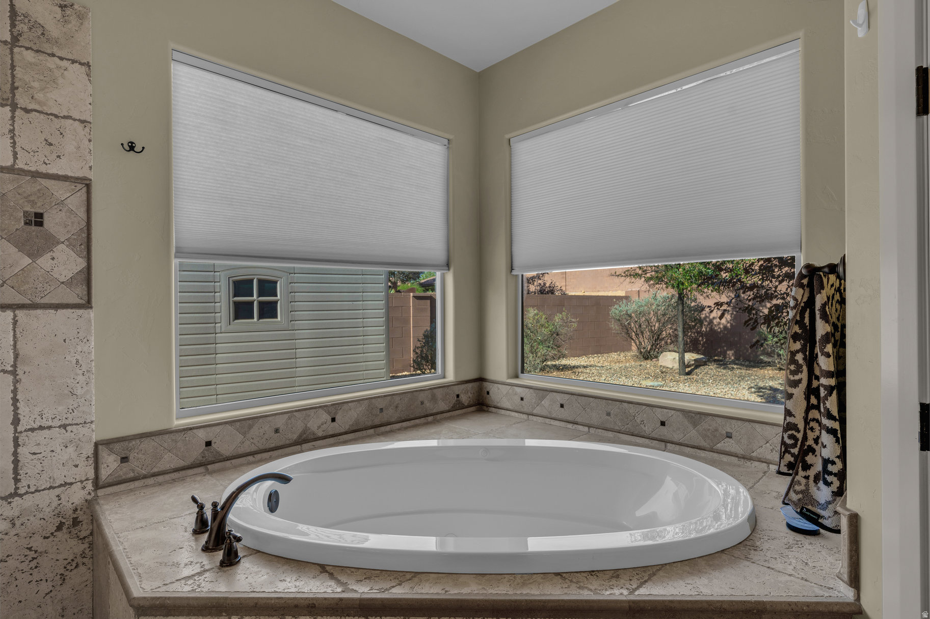 COYOTE SPRINGS - Residential