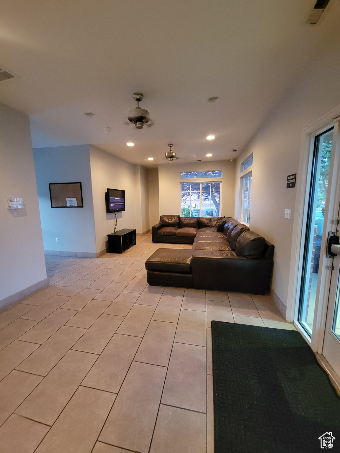 3878 W Sage Willow Dr, South Jordan, Utah image 17