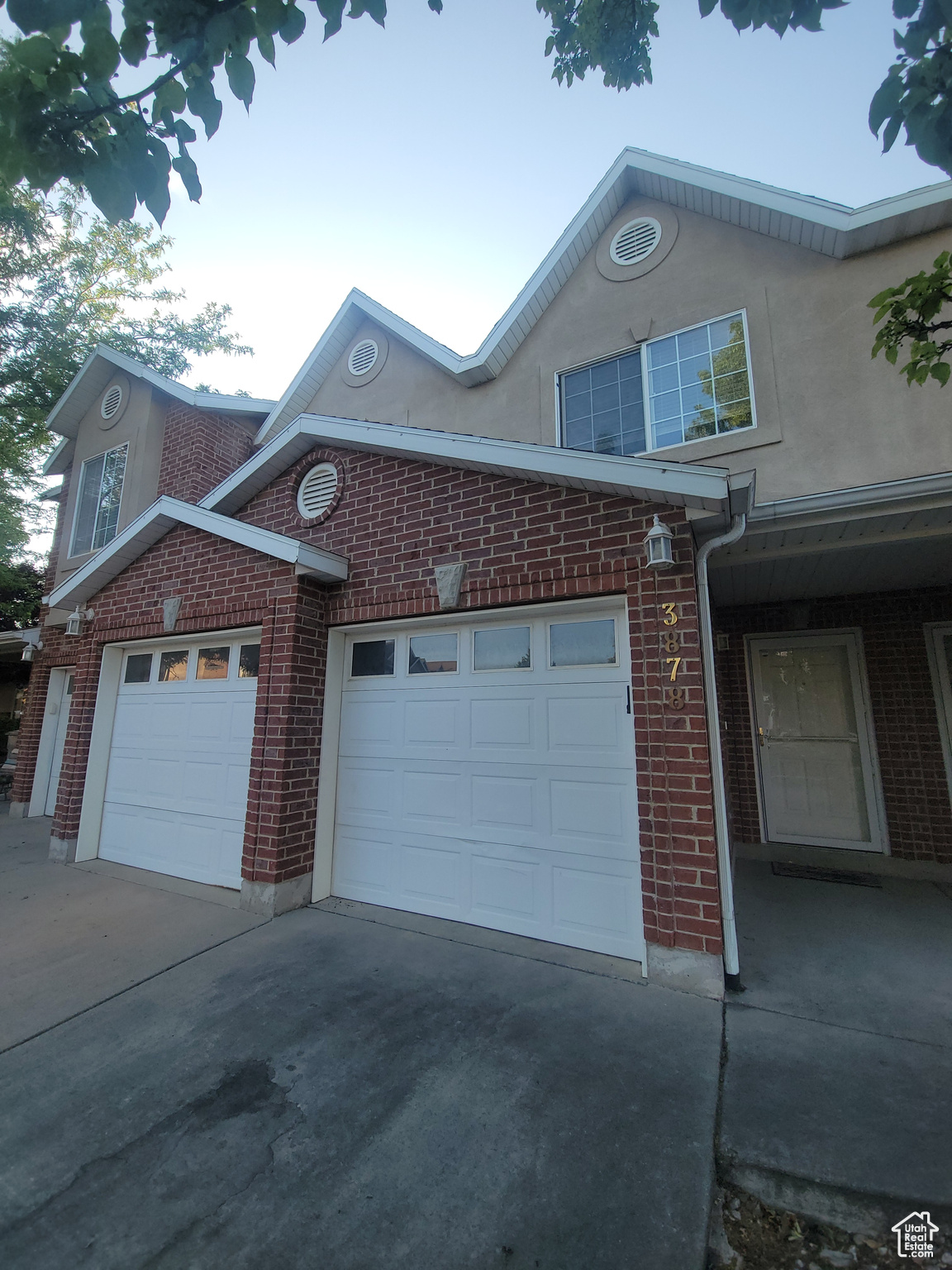 3878 W Sage Willow Dr, South Jordan, Utah image 2