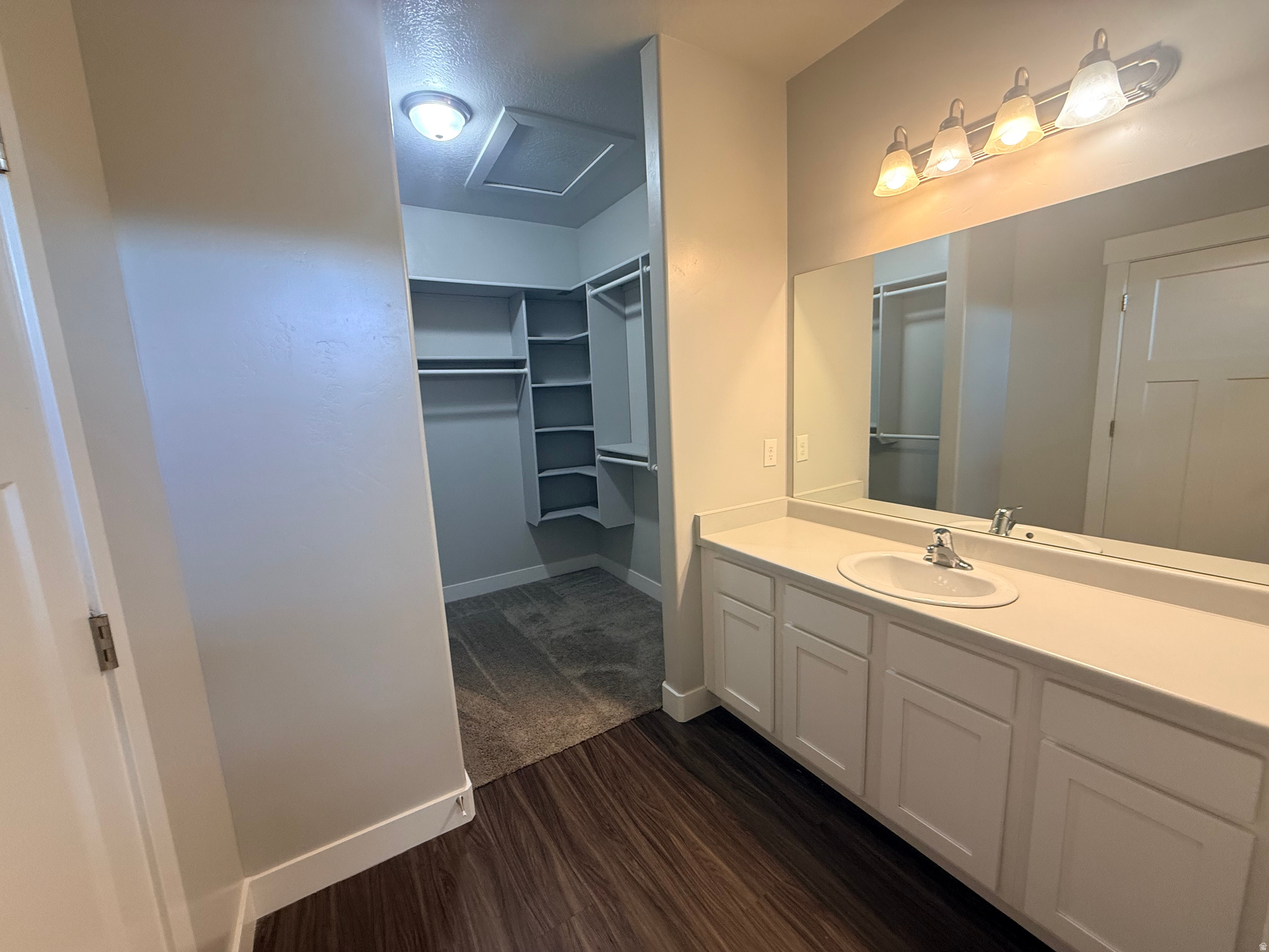 QUAILHILL AT MT SARA - Residential