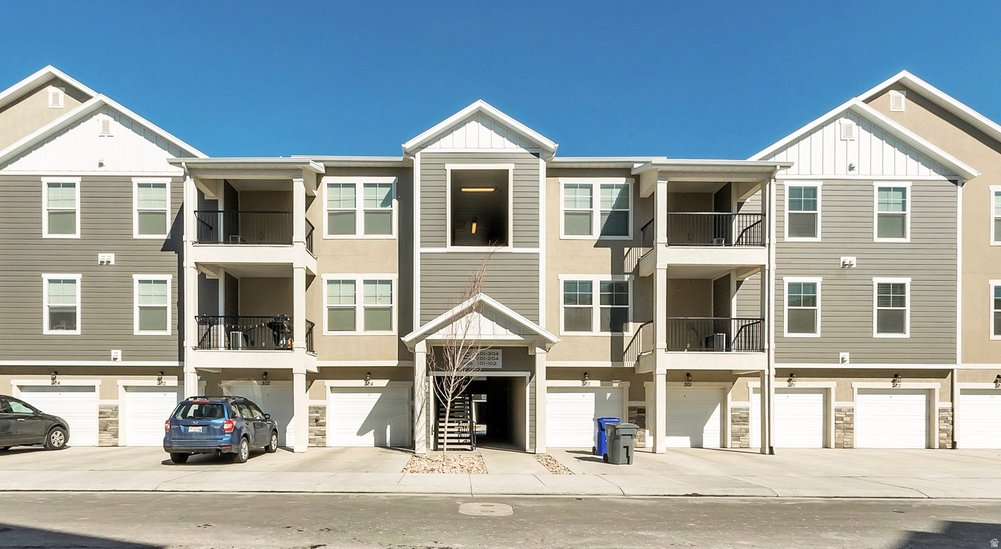 QUAILHILL AT MT SARA - Residential