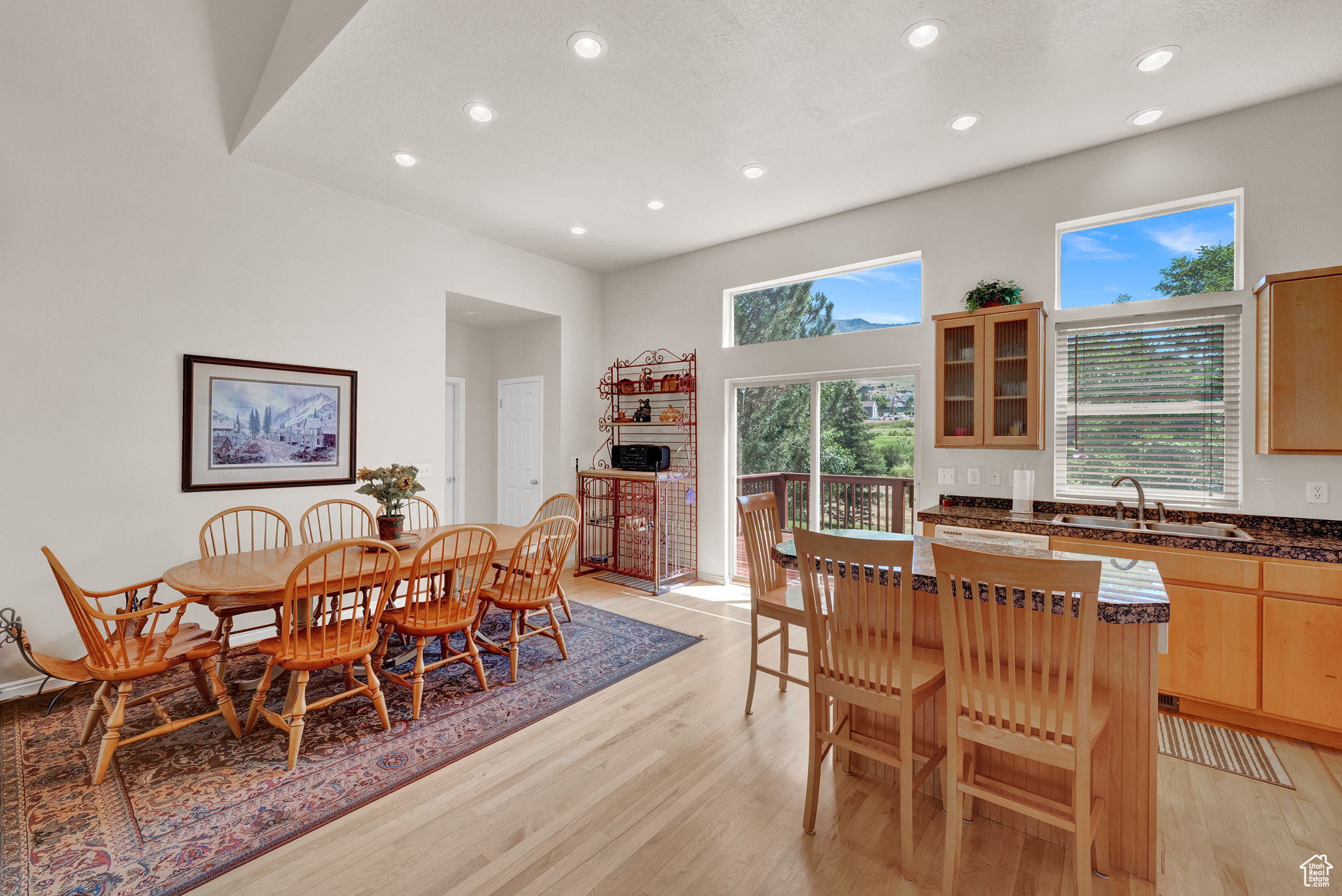 PATIO SPRINGS - Residential