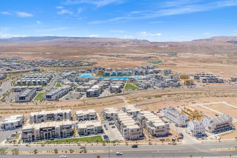 Tiny photo for 718 W VISTA SUR LN #17, Saint George, UT 84790 (MLS # 2179573)