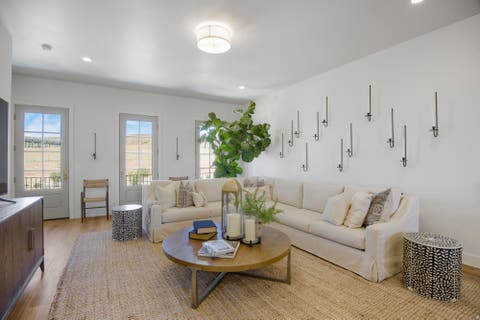 Tiny photo for 718 W VISTA SUR LN #17, Saint George, UT 84790 (MLS # 2179573)