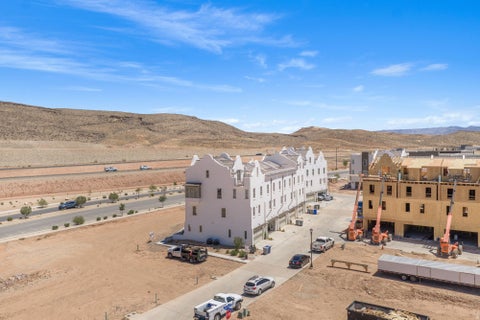 Tiny photo for 718 W VISTA SUR LN #17, Saint George, UT 84790 (MLS # 2179573)