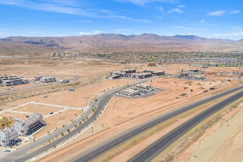 Tiny photo for 718 W VISTA SUR LN #17, Saint George, UT 84790 (MLS # 2179573)