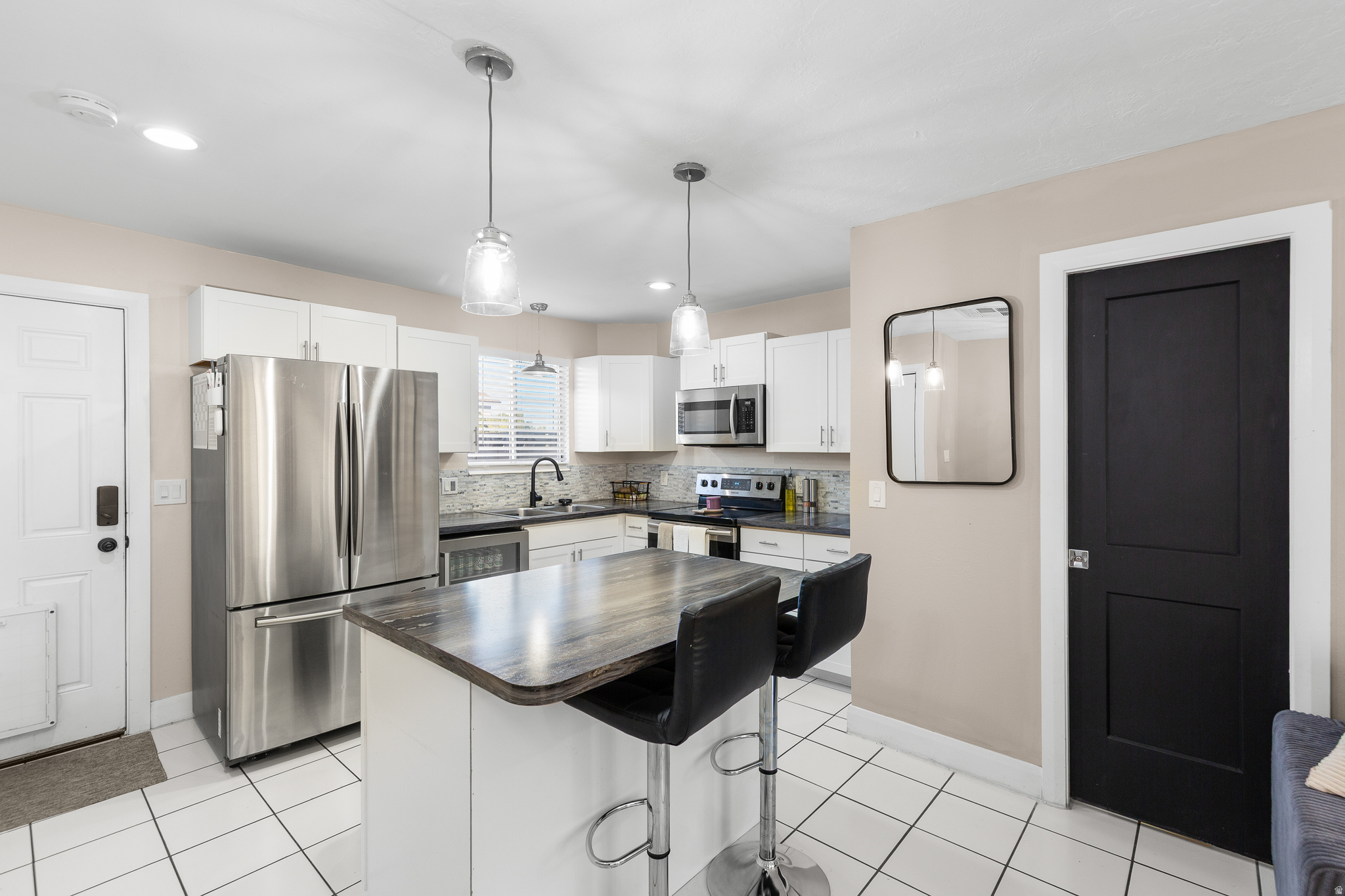 COLOR VIEW TH 3 - Residential