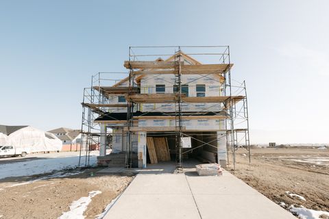 Photo of 4442 N CASTLE RD #125, Eagle Mountain, UT 84005 (MLS # 2121377)