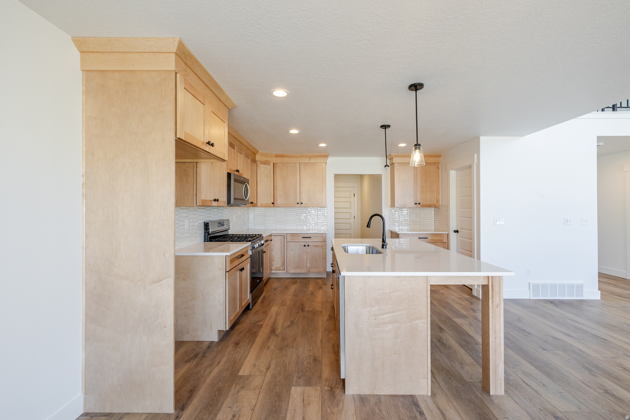 ROSE RANCH - Residential