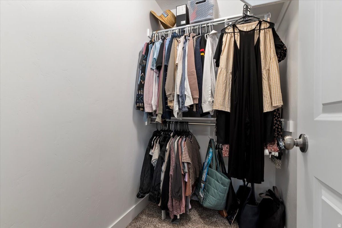 EAGLE POINT - Residential