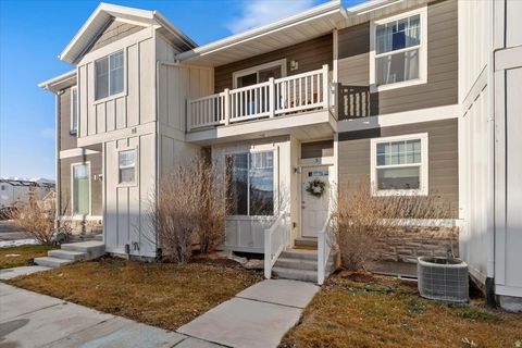 Tiny photo for 1792 E SKYLINE DR #G 5, Eagle Mountain, UT 84005 (MLS # 2129820)
