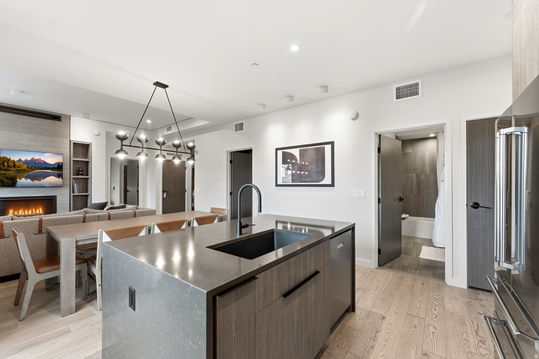 CANYONS VILLAGE - Residential