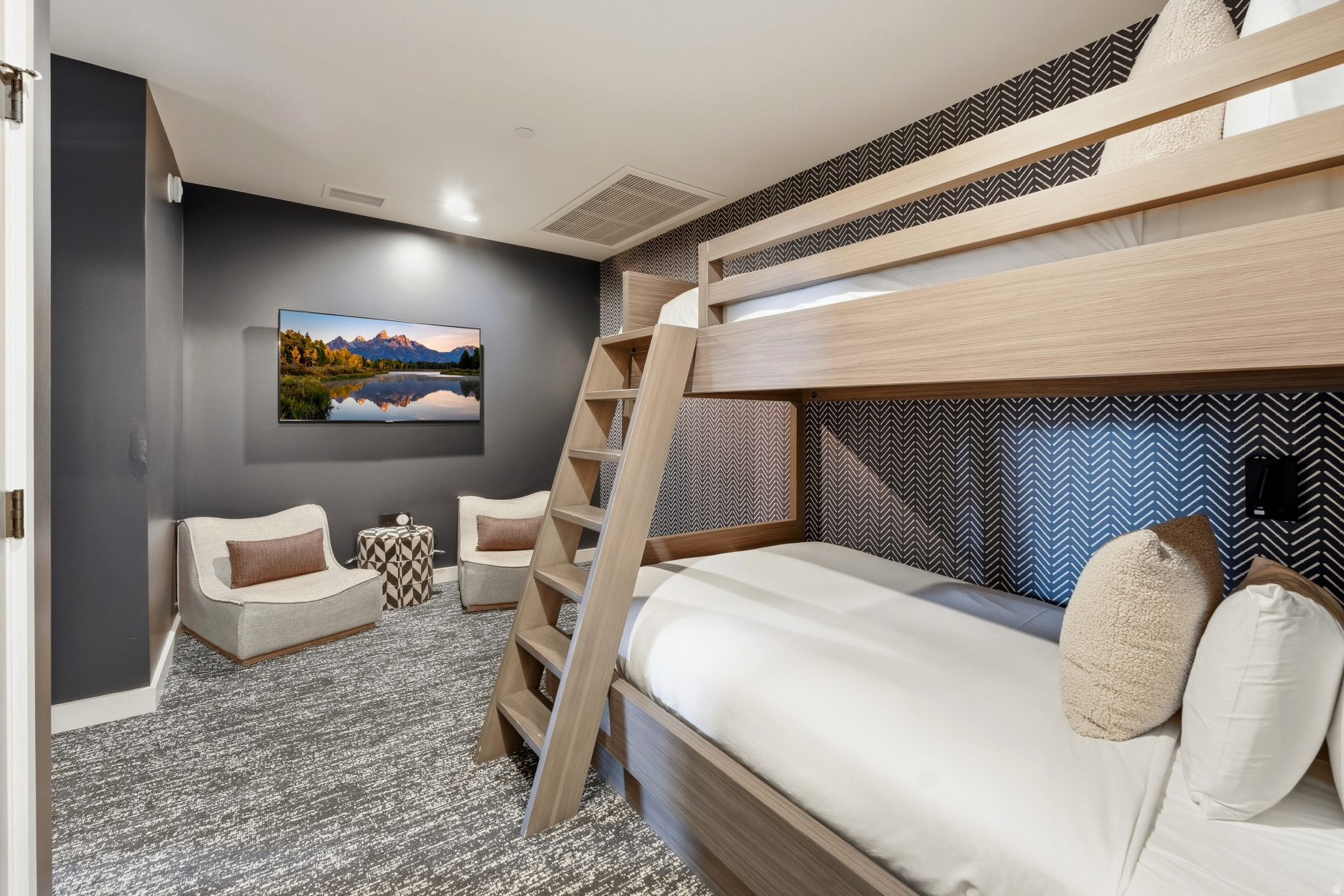 CANYONS VILLAGE - Residential