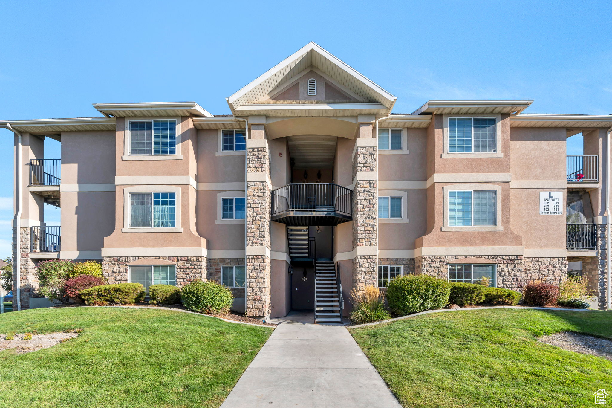 CAMBRIA - Residential