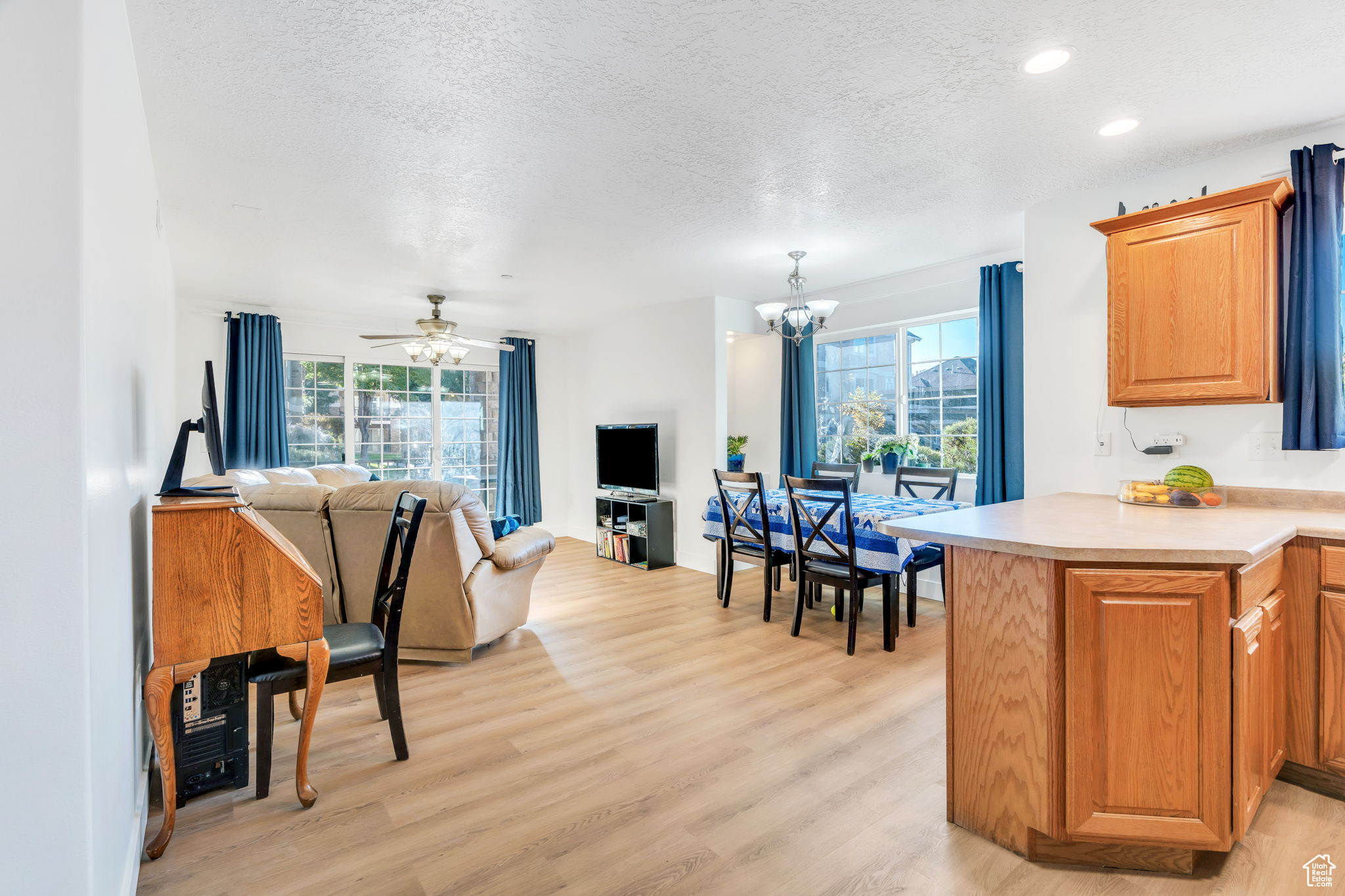 CAMBRIA - Residential