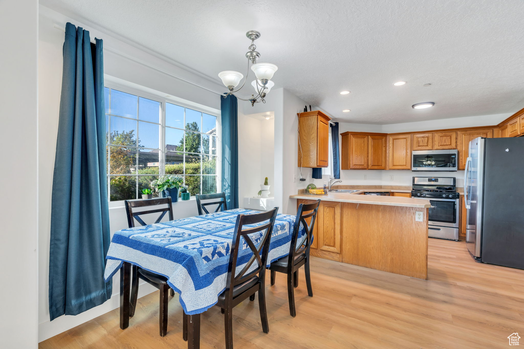 CAMBRIA - Residential