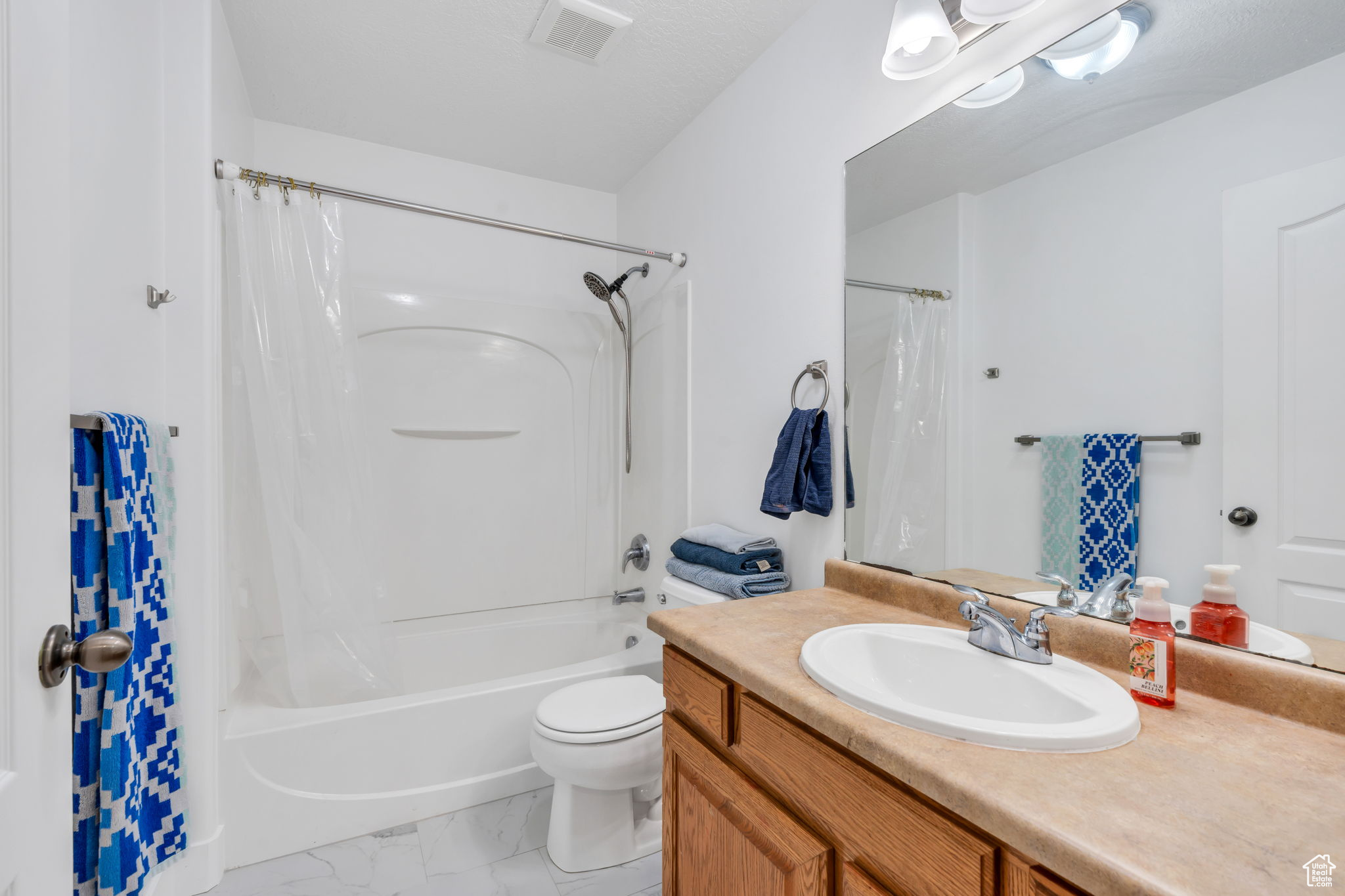 CAMBRIA - Residential