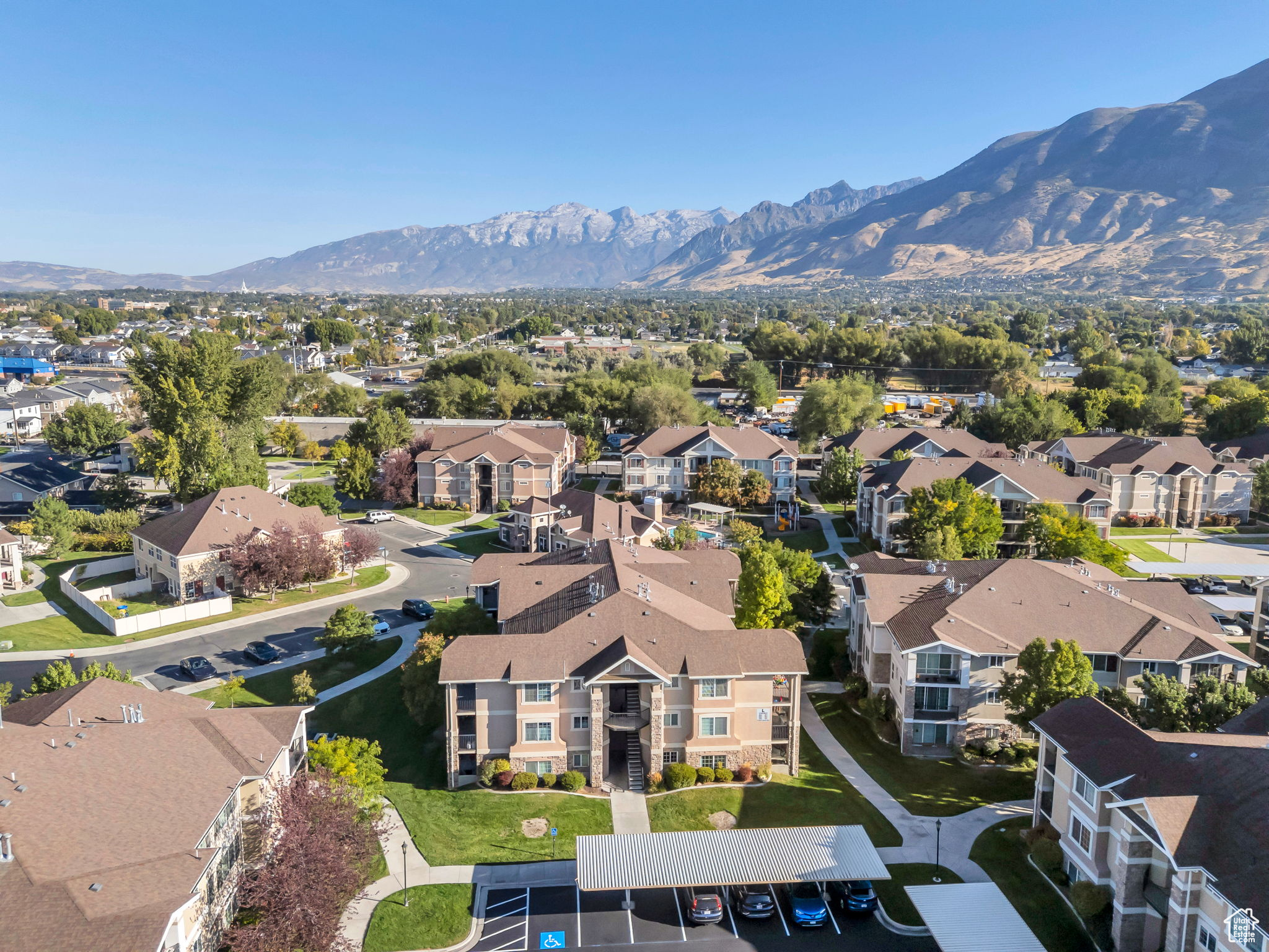 CAMBRIA - Residential