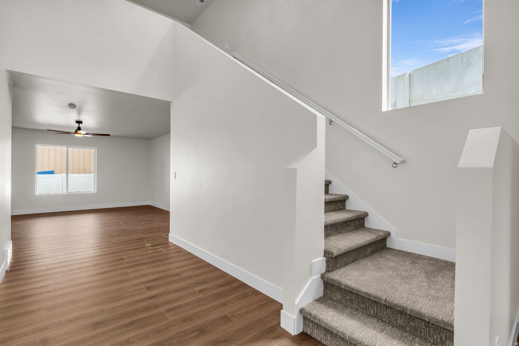 Photo of 576 W SEVENTH Ave, Midvale, UT 84047 (MLS # 2137409)