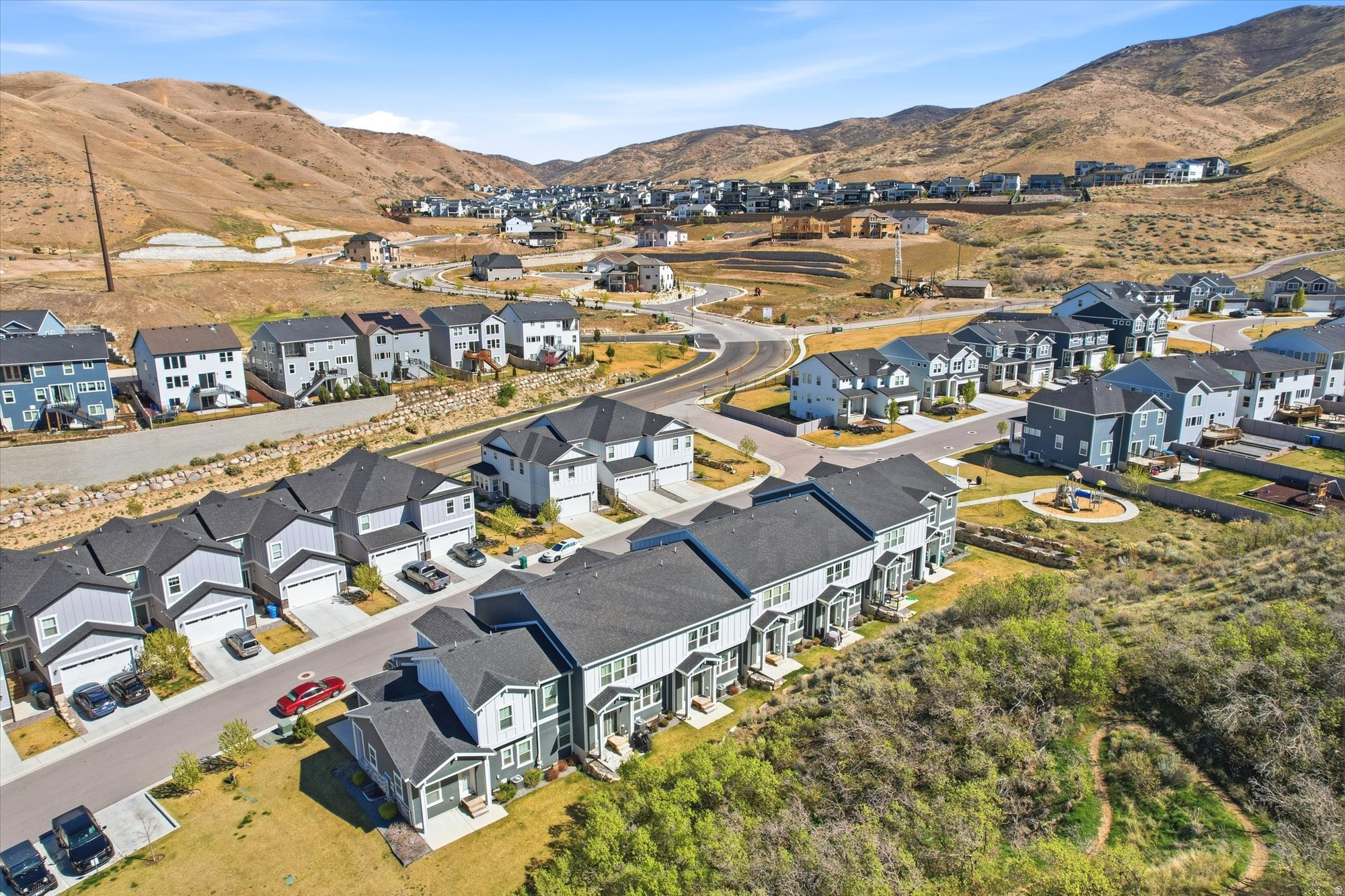 CANYON TRAIL - Residential