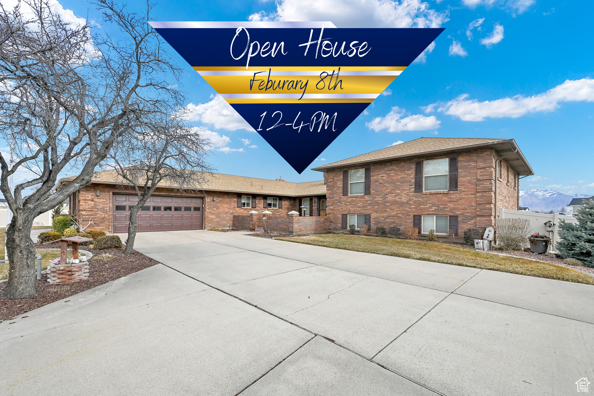 Welcome to the country and this All brick home. Original owner built this custom, spacious kit. w/large island bar and cabinets above, 3 family rooms, 2 fireplaces, mstr. suite with it's own bath. 4th bedroom is oversized and could be used as an exercise room, storage room and 2 crawl spaces. Beautiful front courtyard, covered patio and large 30x30 detached garage on on West facing 1 acre lot. Seller installed permanent trim lights, Generac home generator & new roof in the last yr. and new furnace/AC about 5 yrs. ago. Don't miss this one!!!