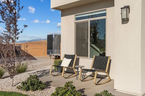 Tiny photo for 6181 S WHITE BEE CIR, Saint George, UT 84790 (MLS # 2147007)