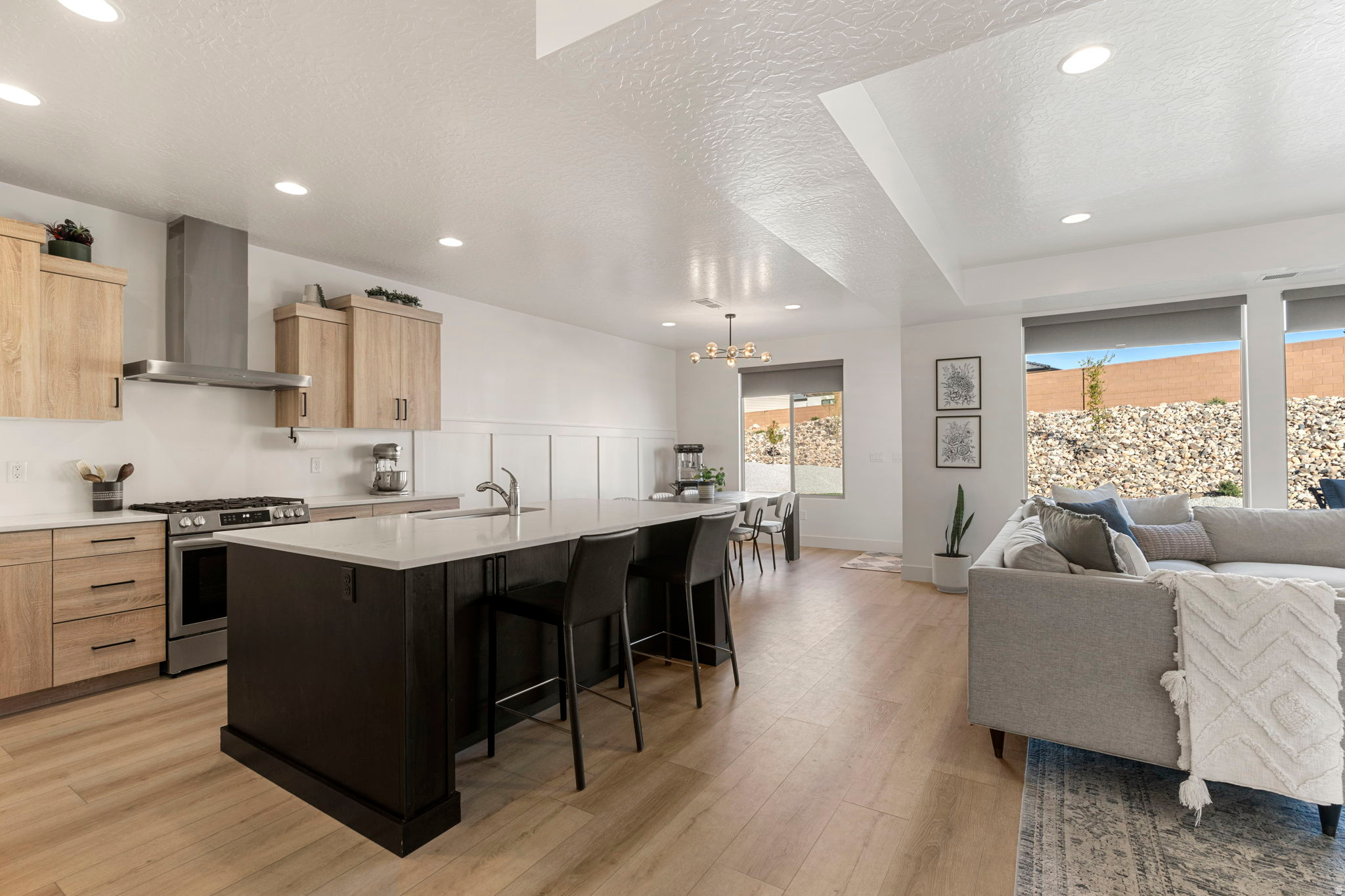 WHITE HILLS - Residential