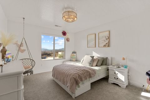 Tiny photo for 6181 S WHITE BEE CIR, Saint George, UT 84790 (MLS # 2147007)