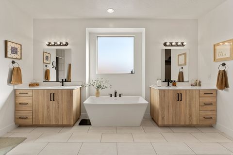 Tiny photo for 6181 S WHITE BEE CIR, Saint George, UT 84790 (MLS # 2147007)