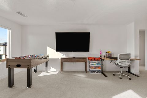 Tiny photo for 6181 S WHITE BEE CIR, Saint George, UT 84790 (MLS # 2147007)