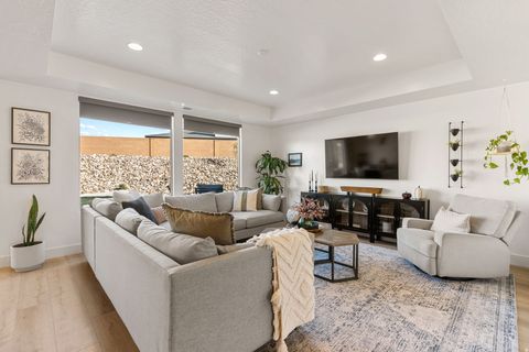 Tiny photo for 6181 S WHITE BEE CIR, Saint George, UT 84790 (MLS # 2147007)