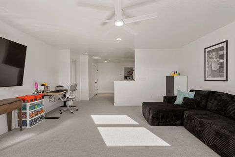 Tiny photo for 6181 S WHITE BEE CIR, Saint George, UT 84790 (MLS # 2147007)