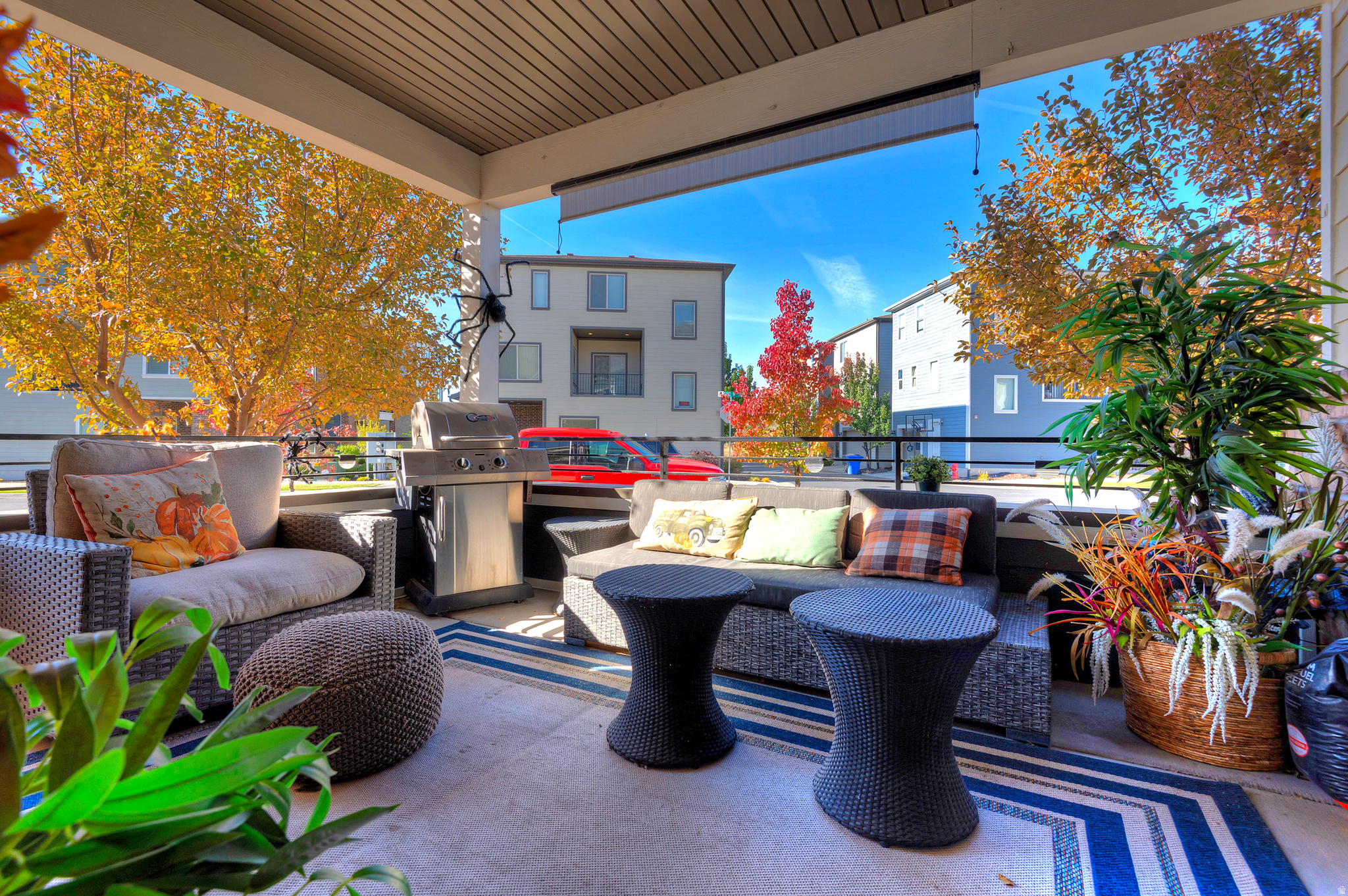 AVENUES AT STATION - Residential