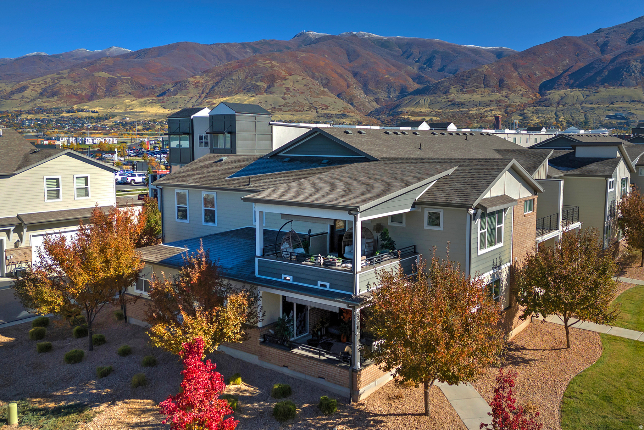 AVENUES AT STATION - Residential