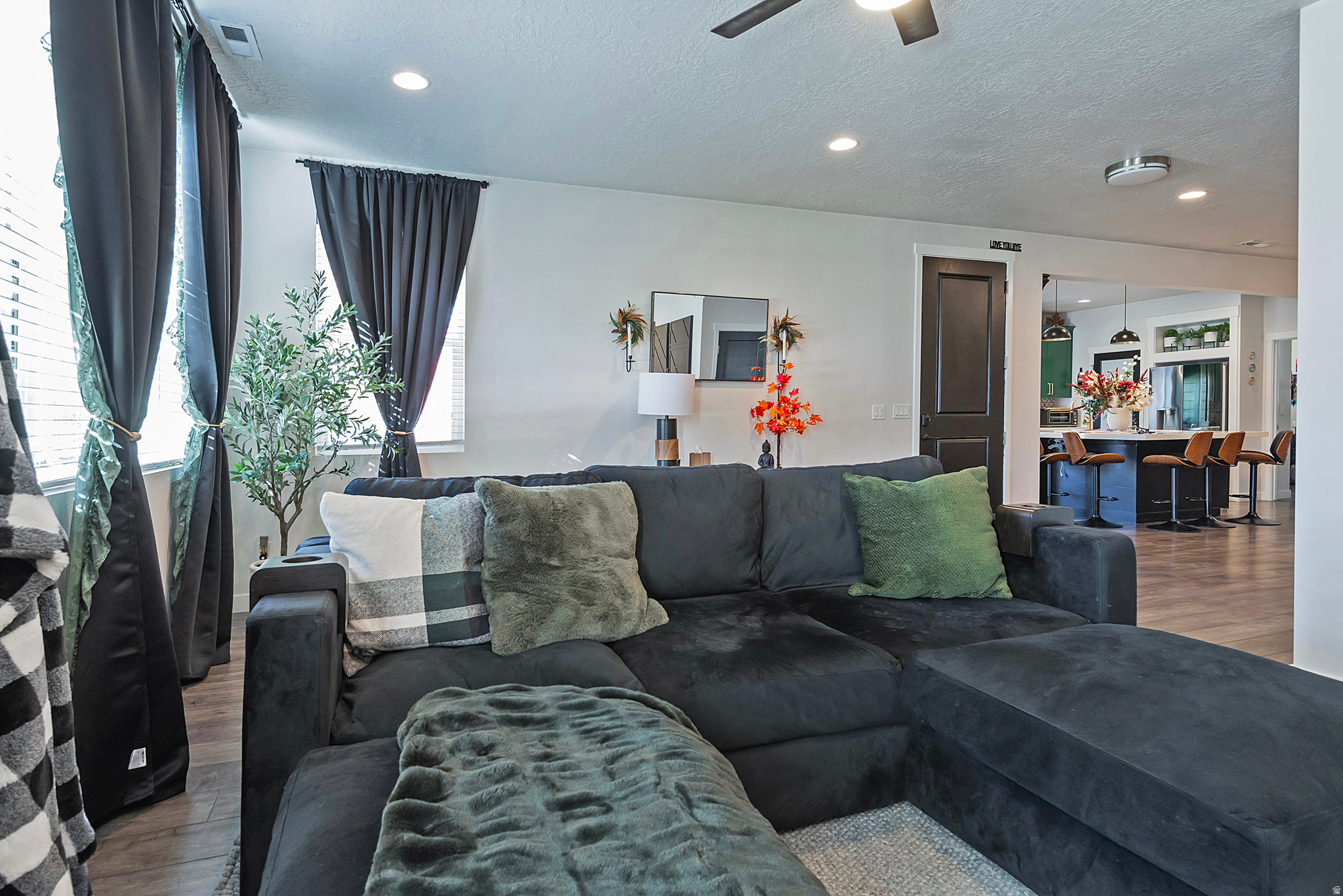 AVENUES AT STATION - Residential