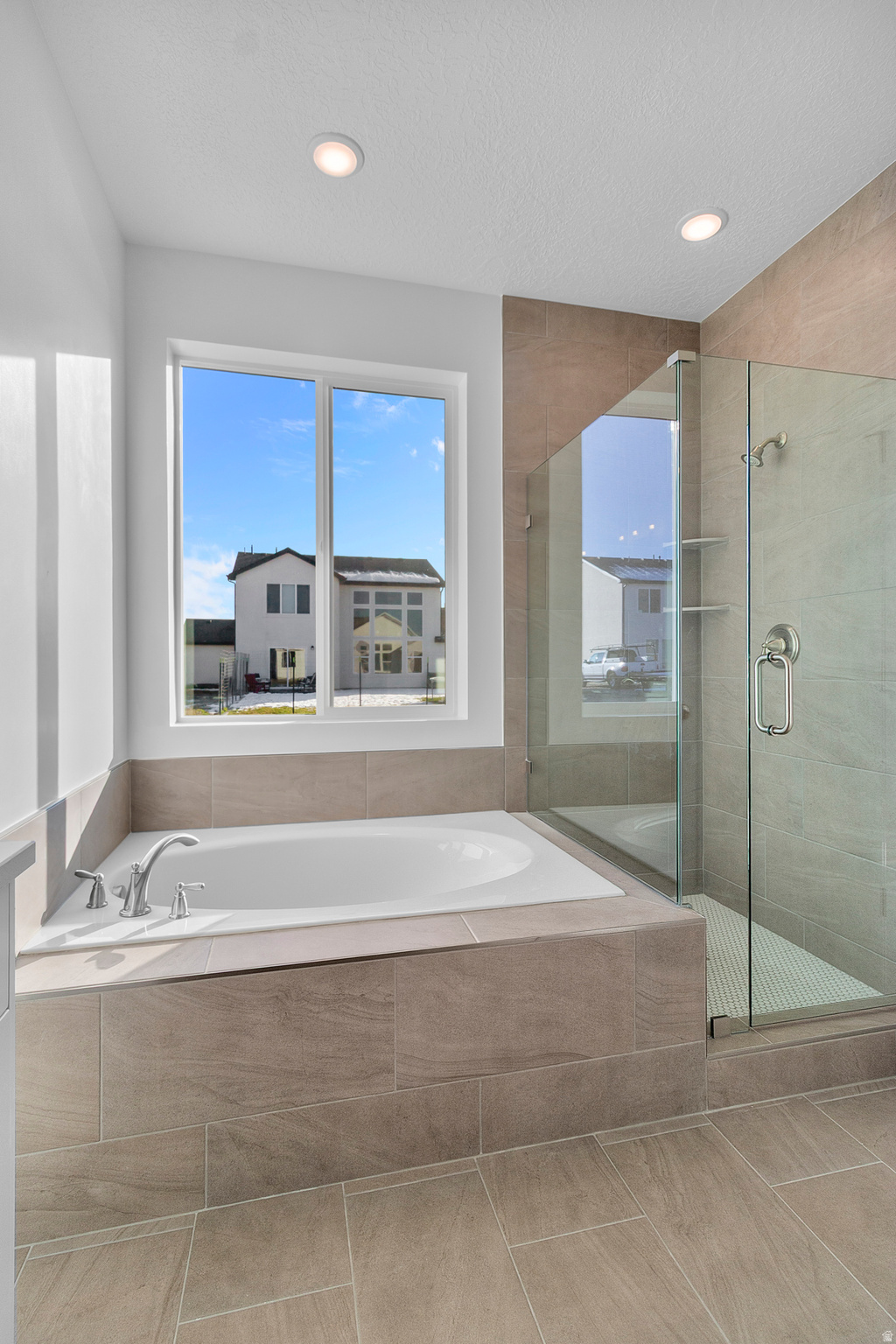 HART ESTATES - Residential