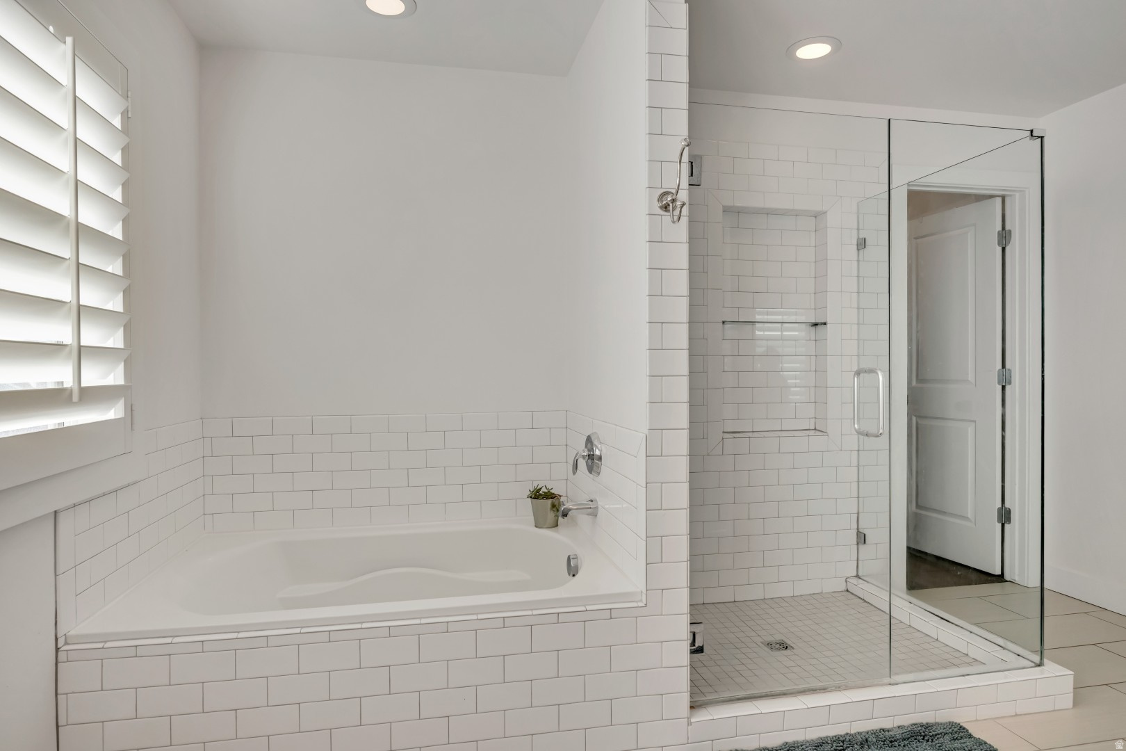 DAYBREAK - Residential