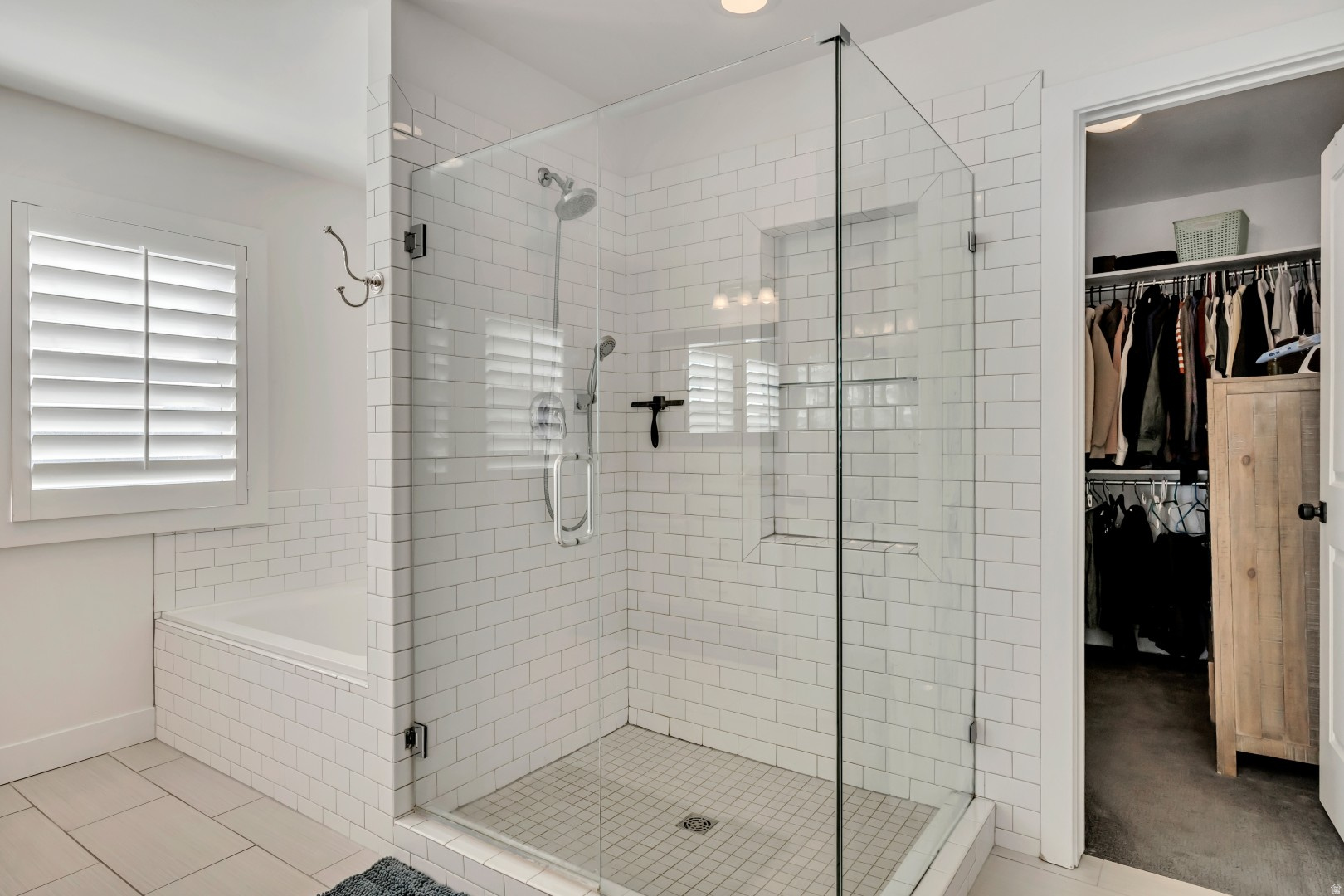 DAYBREAK - Residential