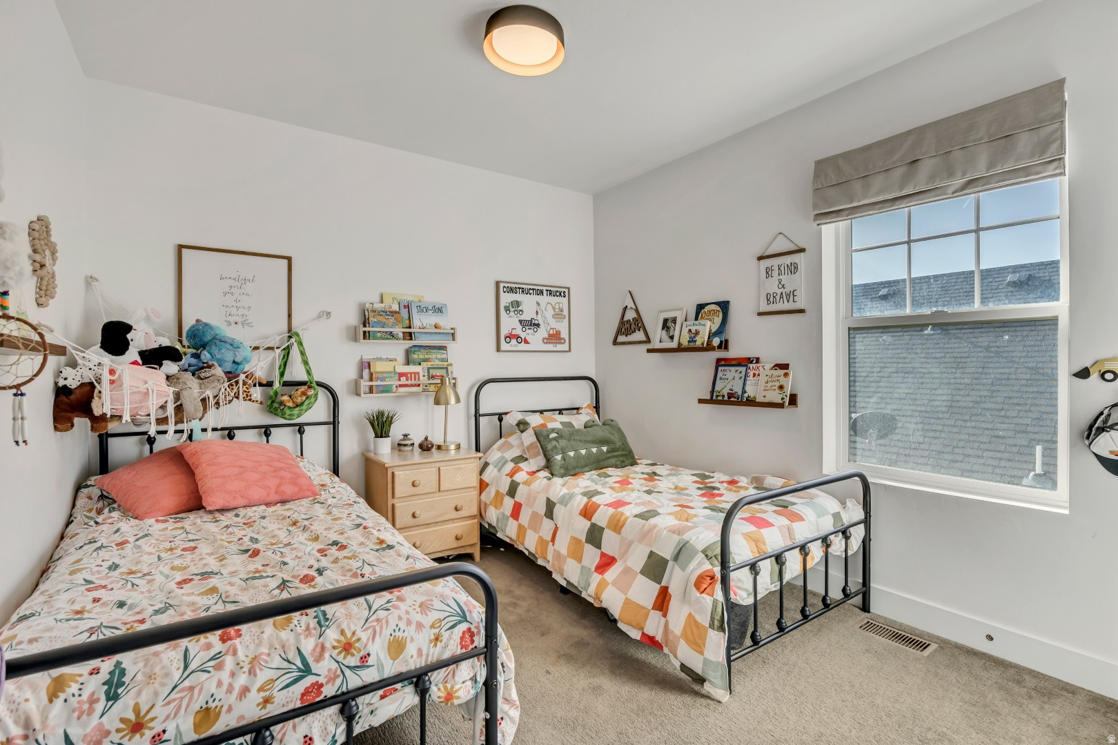 DAYBREAK - Residential