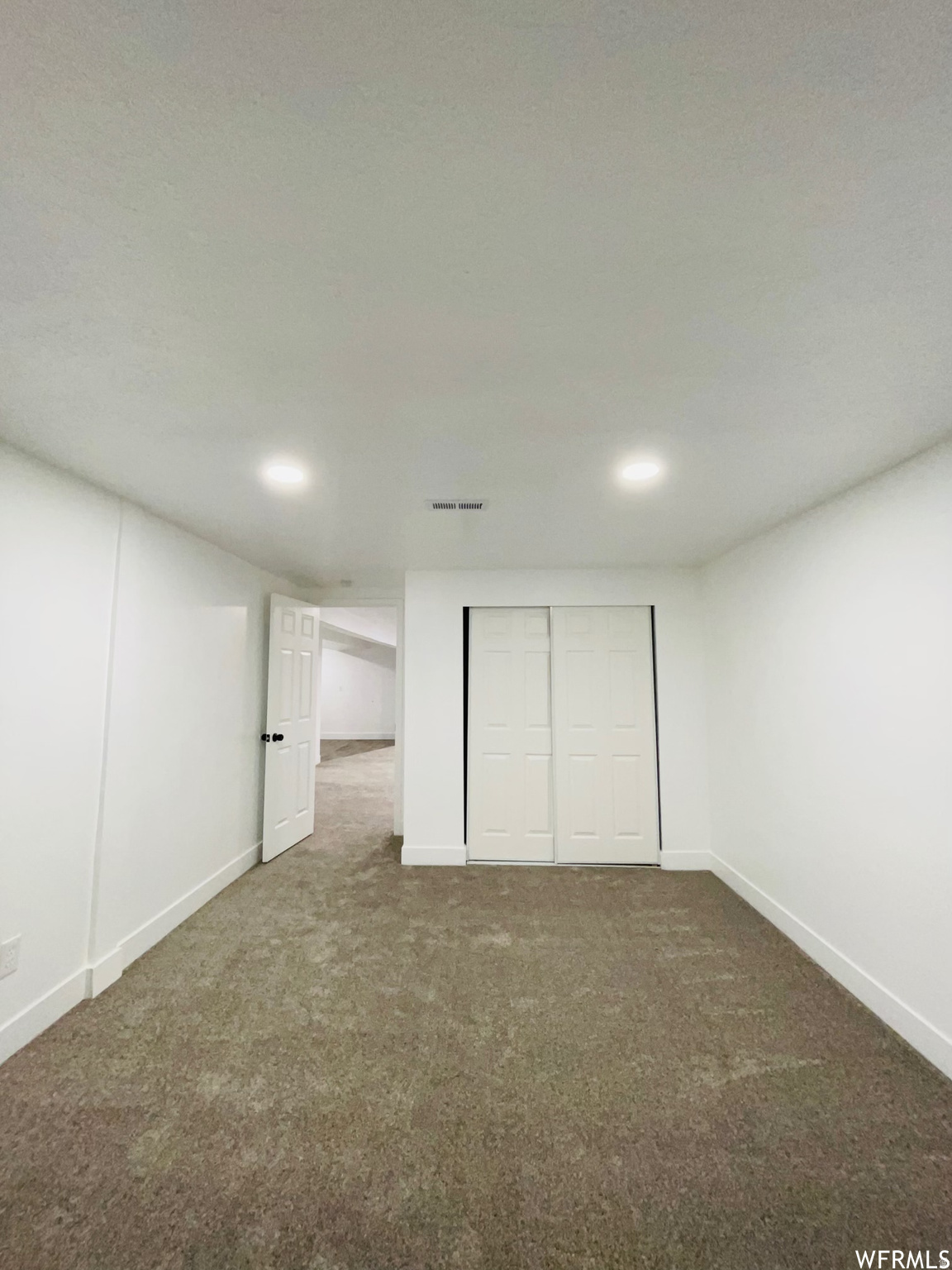 ANGLE VIEW S - Residential