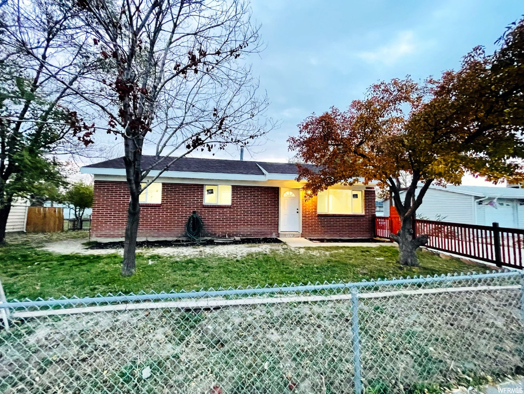 ANGLE VIEW S - Residential