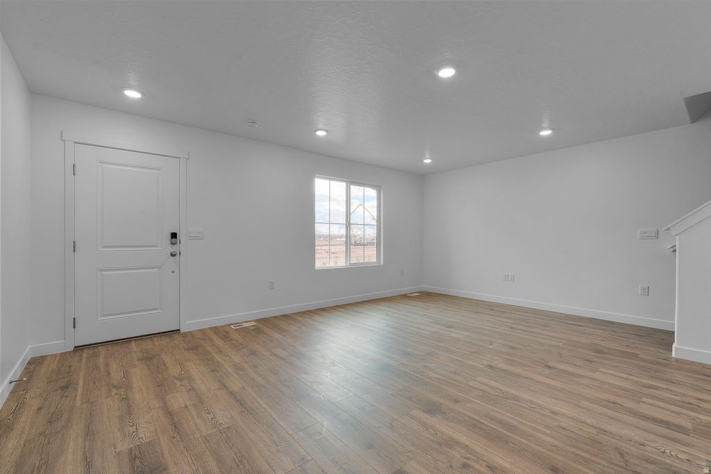 Photo of 1884 E ALBION DR #1160, Salem, UT 84653 (MLS # 2143258)