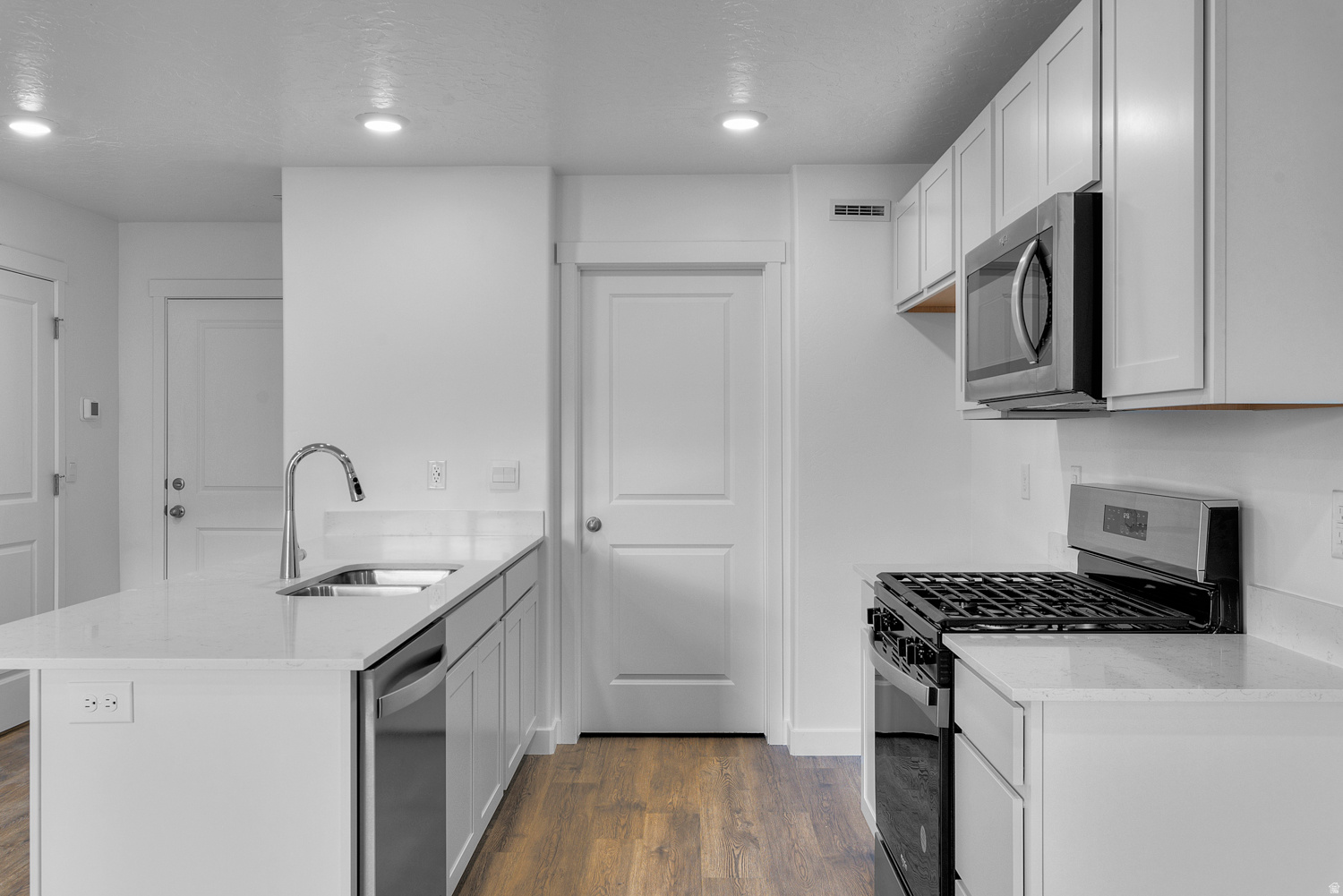 VIRIDIAN - Residential