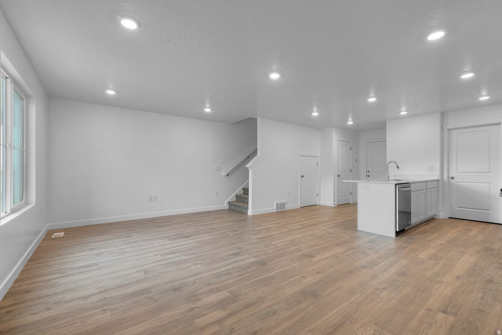 Photo of 1884 E ALBION DR #1160, Salem, UT 84653 (MLS # 2143258)