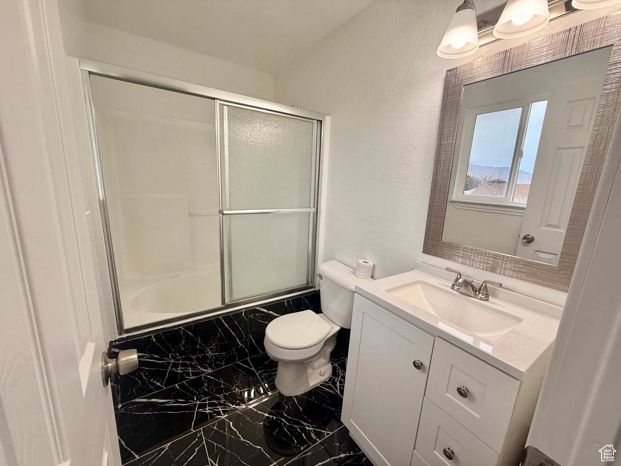 EASTLAND ESTATES - Residential