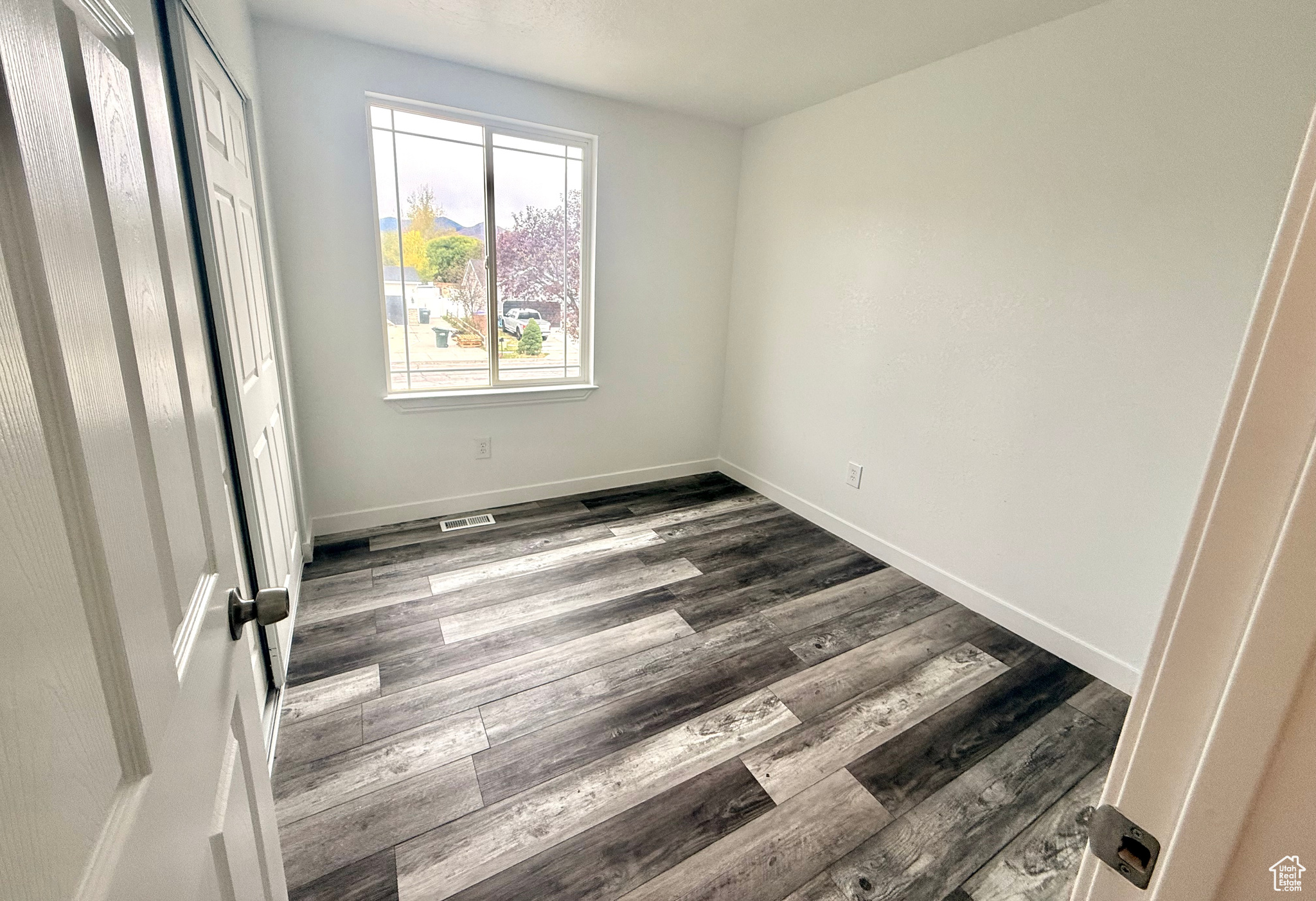 EASTLAND ESTATES - Residential