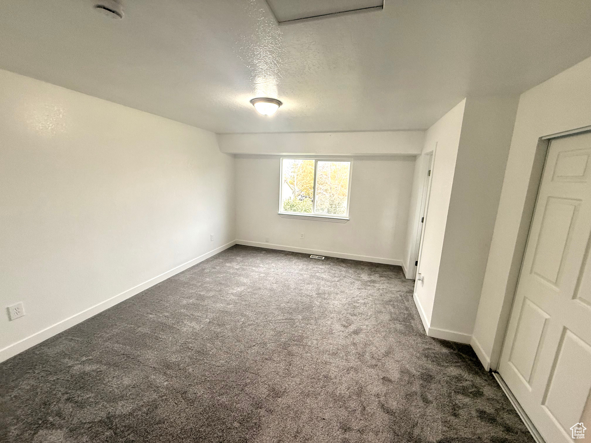 EASTLAND ESTATES - Residential