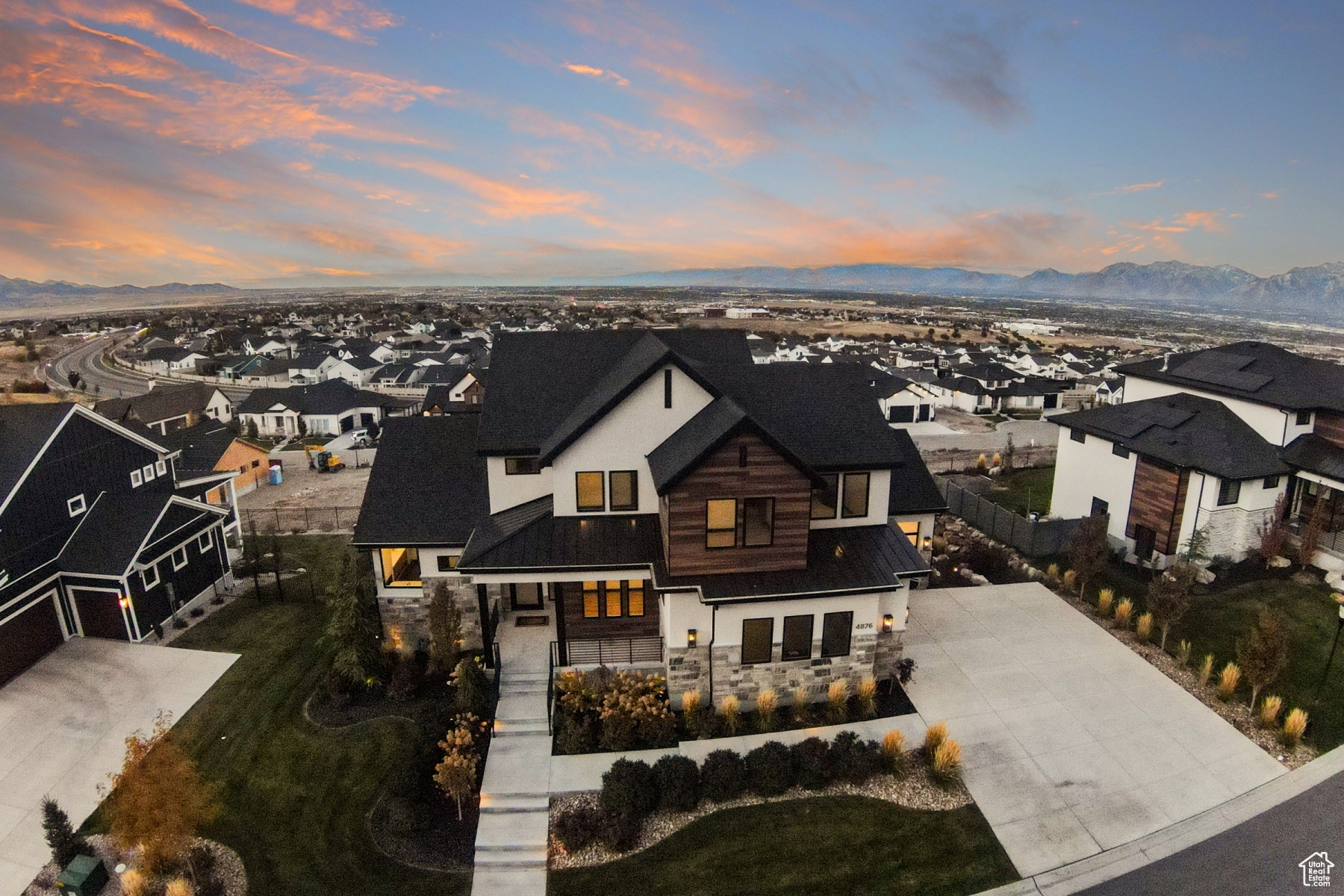 4876 W Step Rock Ln, Herriman, Utah image 12