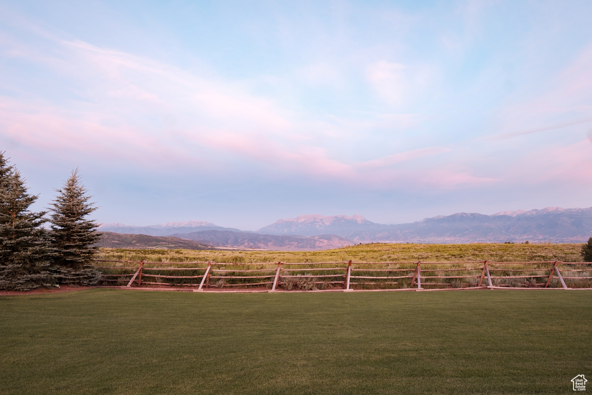 WOLF CREEK - Residential